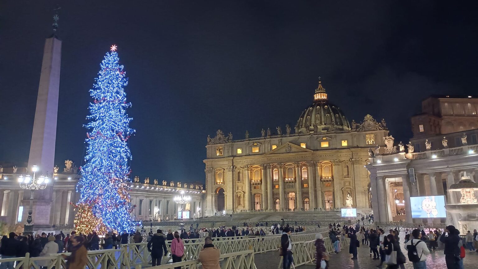 Praça São Pedro pronta para o Natal. Foto: Jaime C. Patias